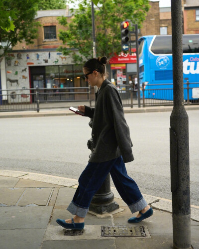 BY爱喝可乐的古娜小姐