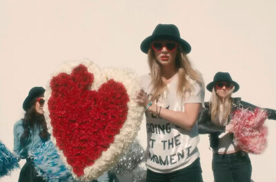Taylor swift 图源微博 小红书