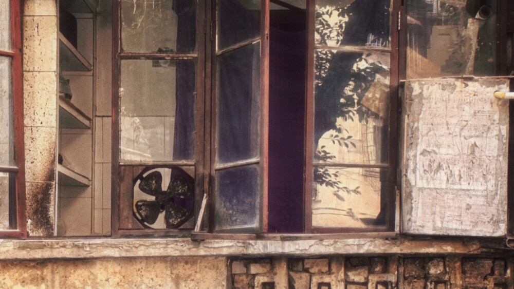 千禧年·年代·素材.橙光
禁二传，可二改
使用请标注:莫小言
礼貌拿图
侵删（原图来源网络）