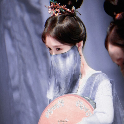 鞠婧祎