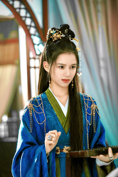 张婧仪