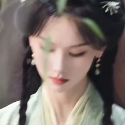 陈都灵