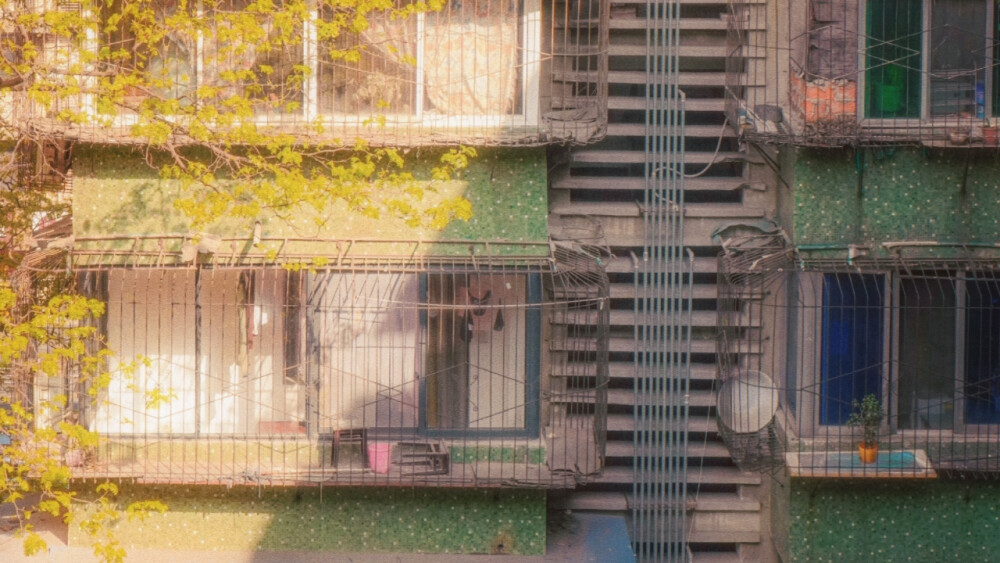 千禧年·年代·素材.橙光
禁二传，可二改
使用请标注:莫小言
礼貌拿图
侵删（原图来源网络）