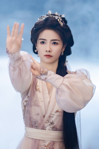 临江仙 李青月