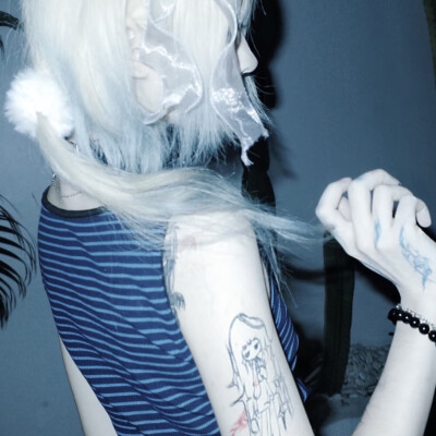 忧郁天使