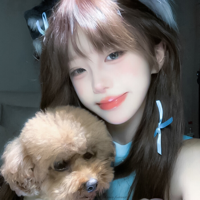 kiss kiss shy shy我想和你一起
女头