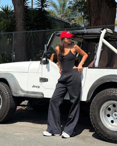 BY爱喝可乐的古娜小姐