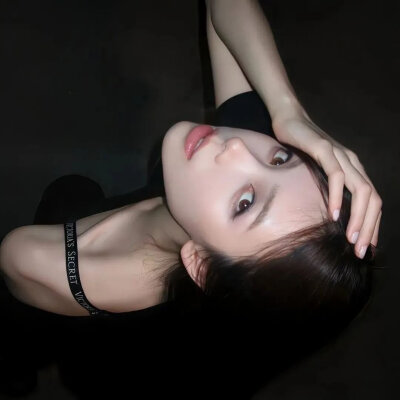 女头