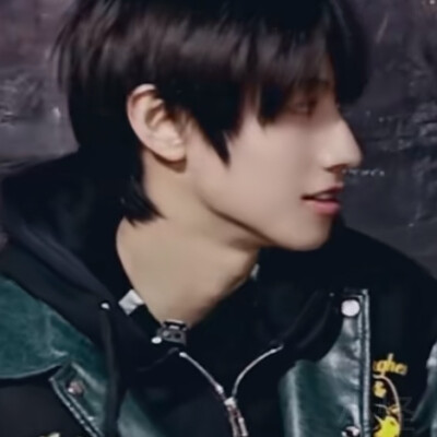 习惯把爱藏着不开口