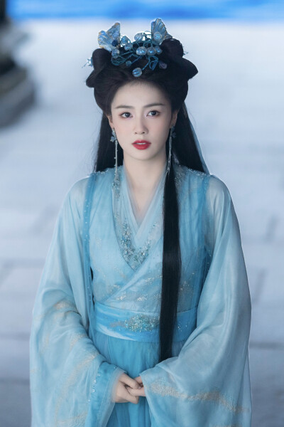 临江仙 李青月