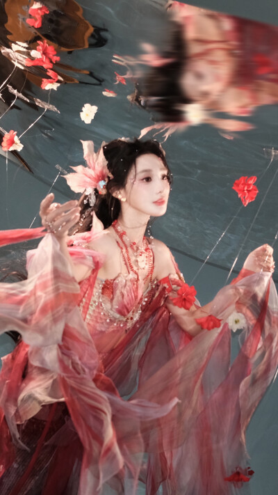 彭小苒