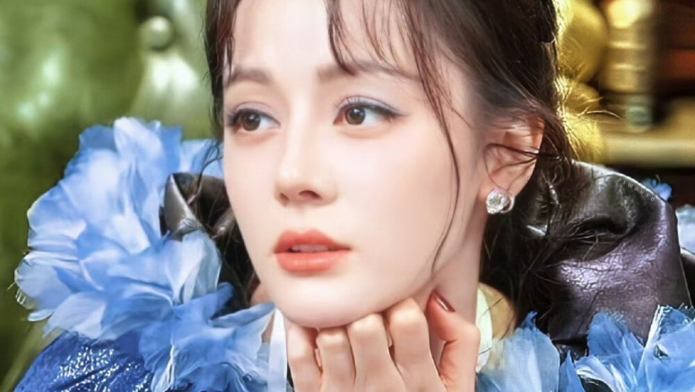 迪丽热巴素材