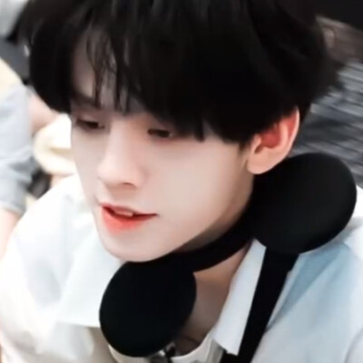 左航
