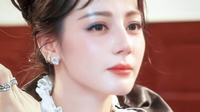 迪丽热巴素材