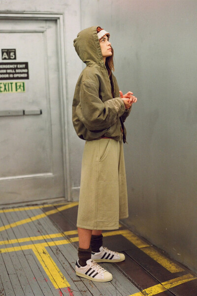 BY爱喝可乐的古娜小姐