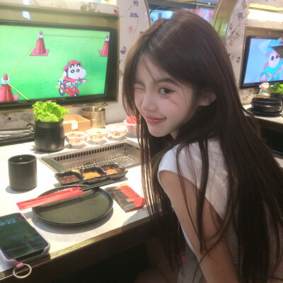 女头
二传头像注明出处