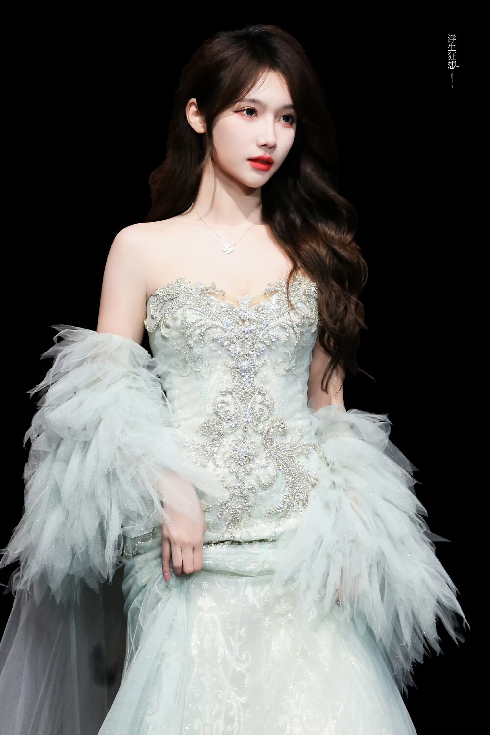 SNH48group第六届风尚大赏宋昕冉返图