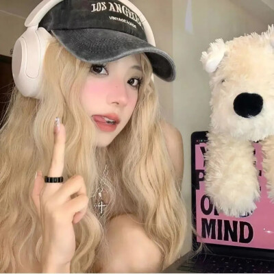女头