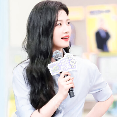 卢昱晓
