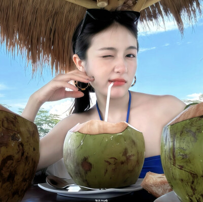 女头