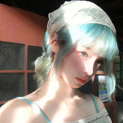 女头