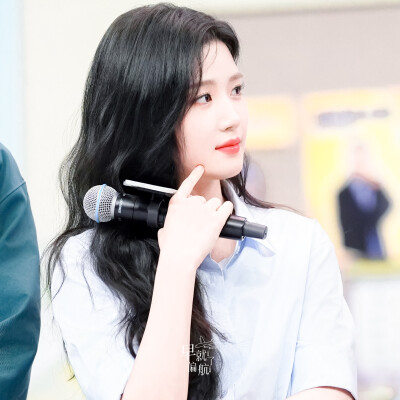 卢昱晓