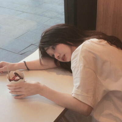 女生头像
