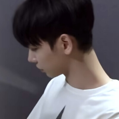 明宰铉