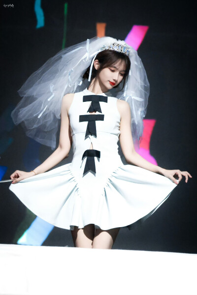 SNH48group第六届风尚大赏宋昕冉返图