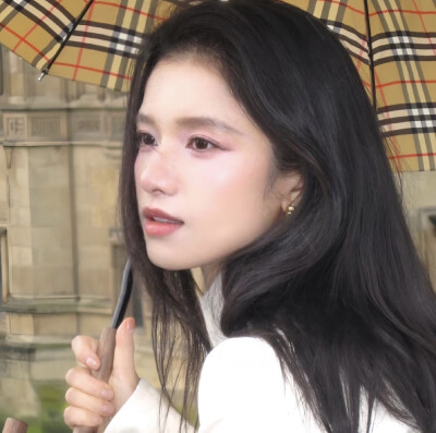 女头