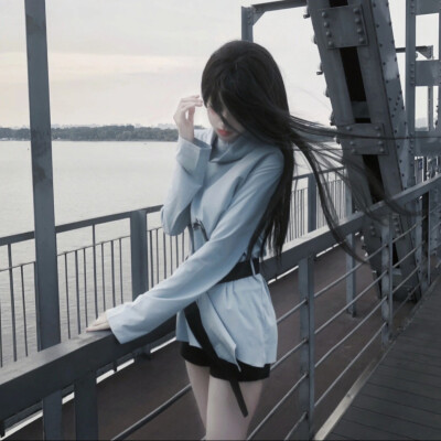 ✰