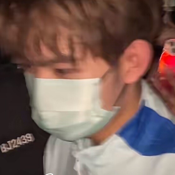 又翻历史头像了