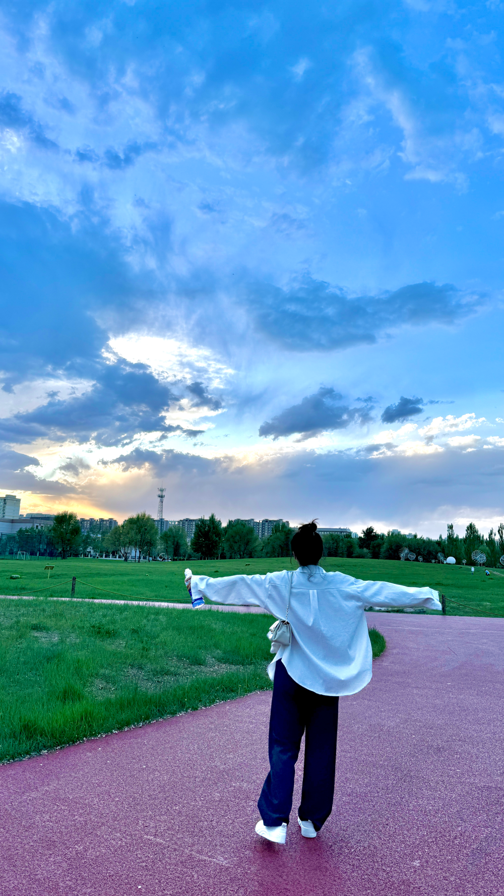 “祝你每次与春天斡旋，都是上上签” ​​​