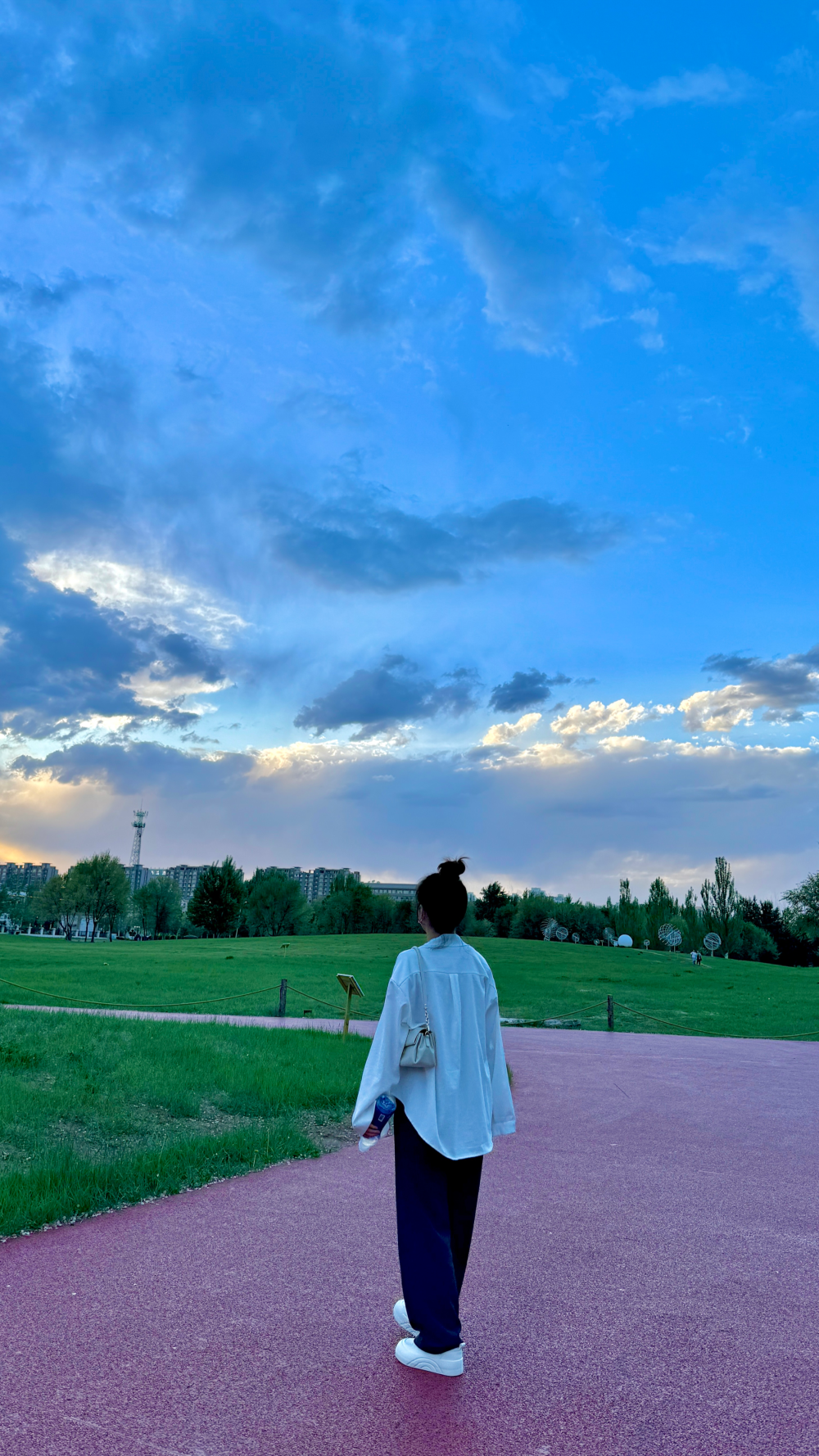 “祝你每次与春天斡旋，都是上上签” ​​​