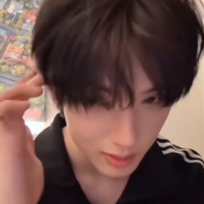朴志晟