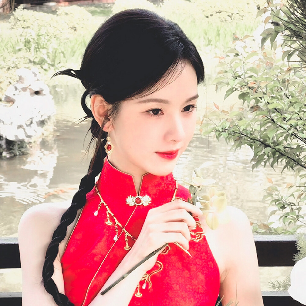 
暗戀像一顆青苹果