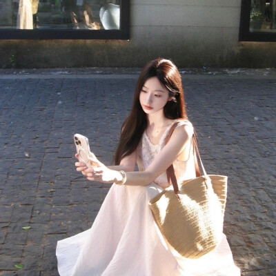 一辈子就那么长，我不介意等着你