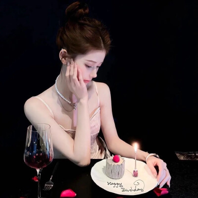 一辈子就那么长，我不介意等着你