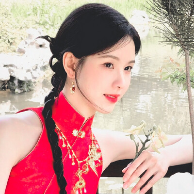 
暗戀像一顆青苹果