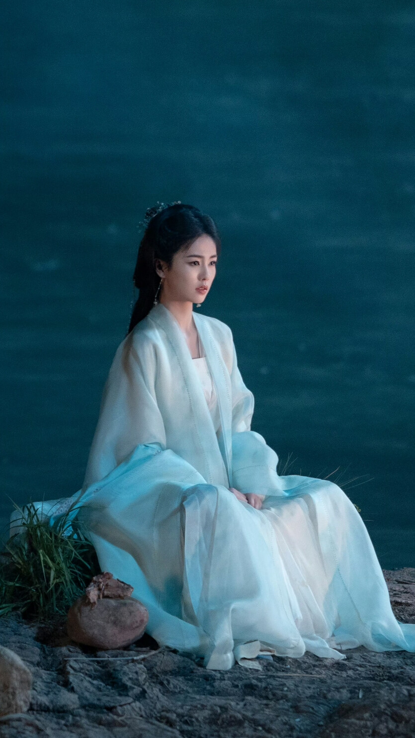 临江仙 李青月 花如月 白鹿