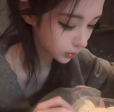 大头女