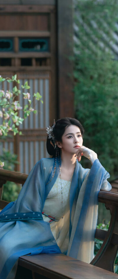 白鹿《临江仙》李青月/花如月