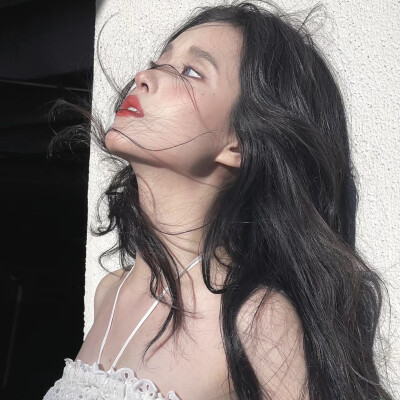女头