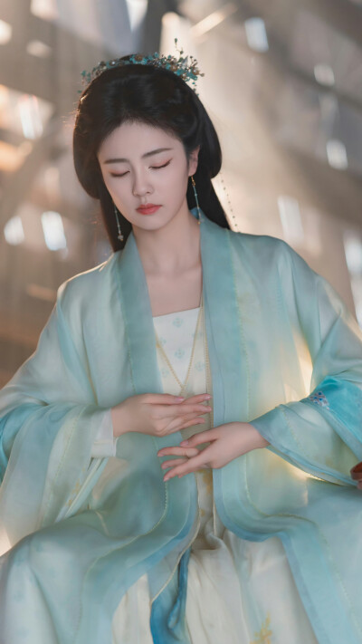 临江仙 李青月 花如月 白鹿