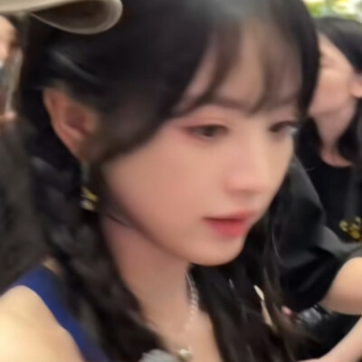 薇薇