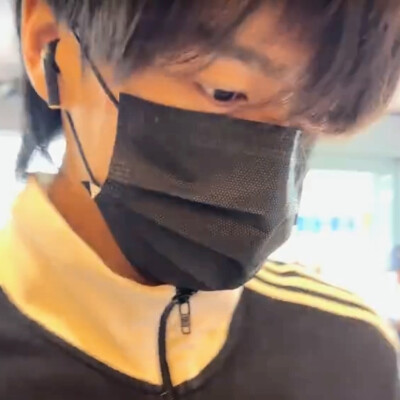阿迪是那个什么最好的嫁妆吧就是（审核爸爸我错了让我传好不）