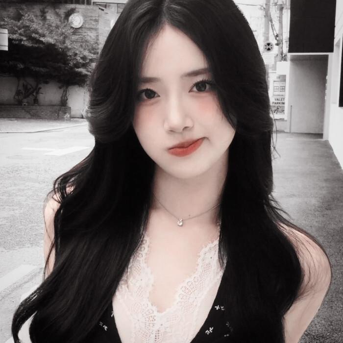 我亲吻爱人的蝴蝶骨 冬天来了