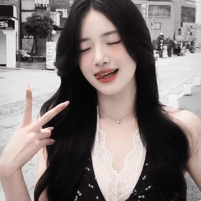 我亲吻爱人的蝴蝶骨 冬天来了