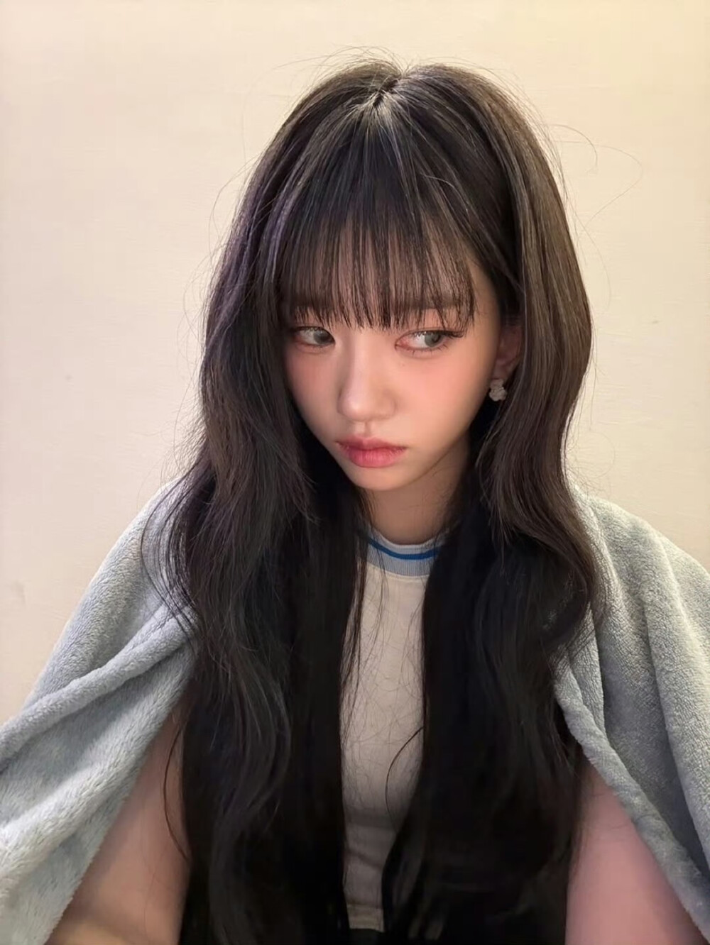 MEOVV sooin金秀仁