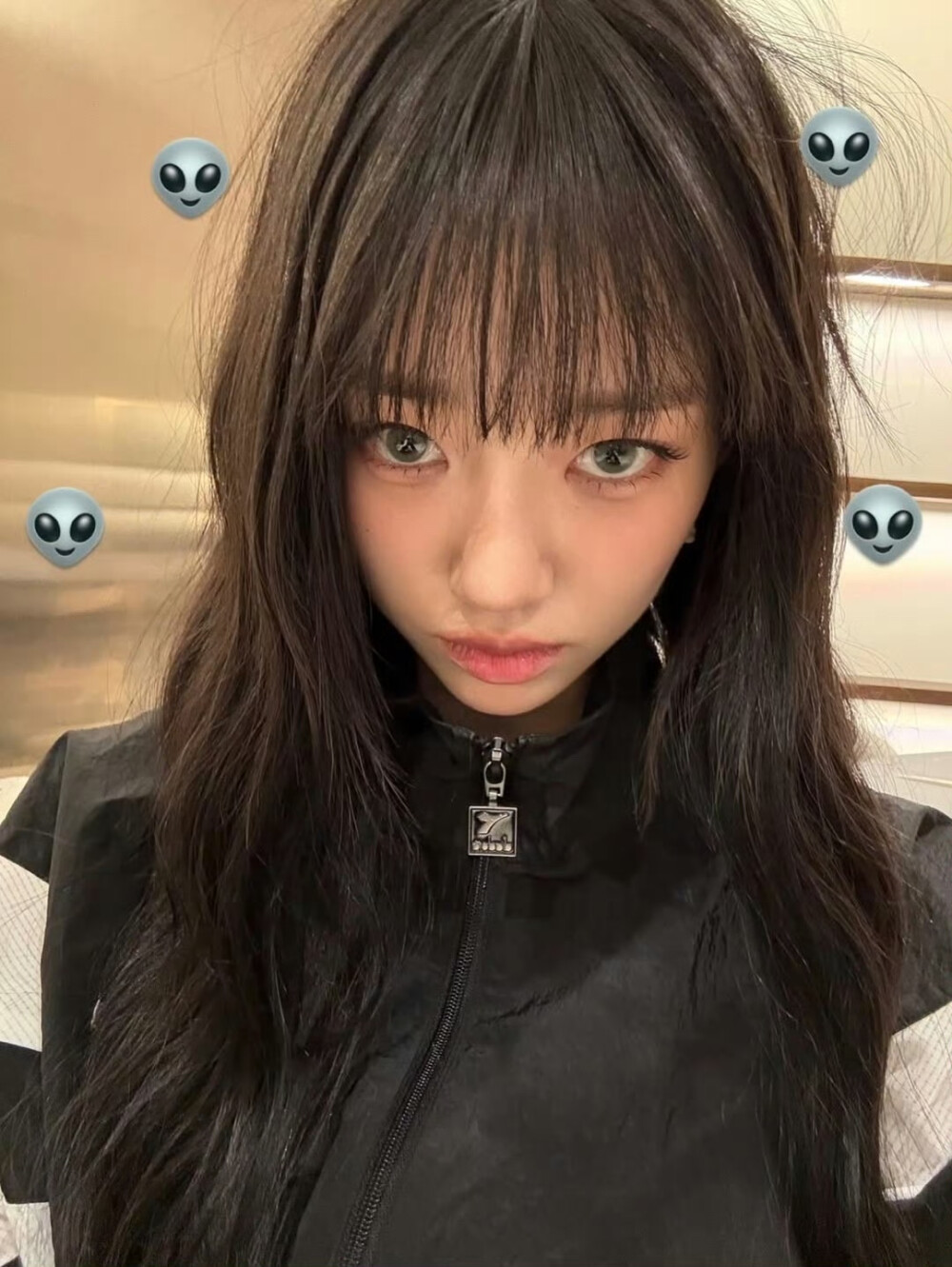 MEOVV sooin金秀仁